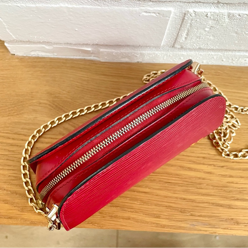 Louis Vuitton Authentic Red Epi Dauphine PM Crossbody Bag - Picture 5 of 9